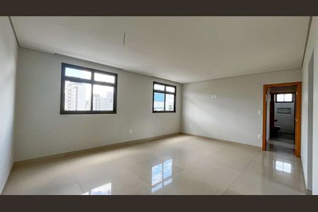 Apartamento à venda com 3 quartos, 227m² em Prado, Belo Horizonte