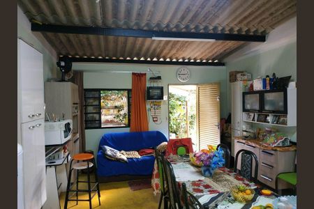 Casa à venda com 3 quartos, 390m² em Milionários, Belo Horizonte