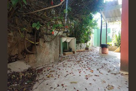 Casa à venda com 3 quartos, 390m² em Milionários, Belo Horizonte