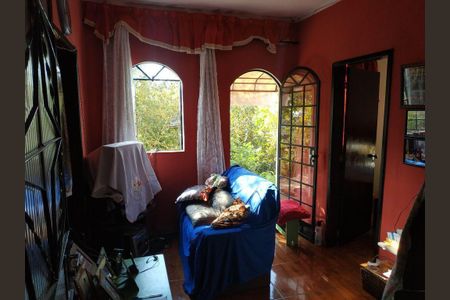 Casa à venda com 3 quartos, 390m² em Milionários, Belo Horizonte