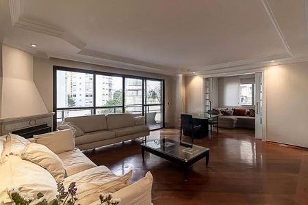 Apartamento para alugar com 4 quartos, 211m² em Vila Nova Conceição, São Paulo