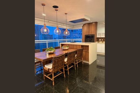 Apartamento à venda com 280m², 4 quartos e 5 vagas