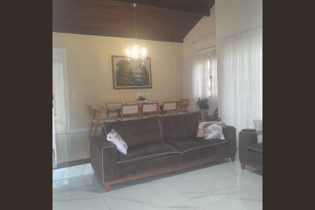 Casa à venda com 3 quartos, 166m² em Piratininga, Niterói