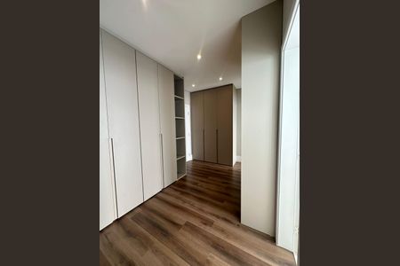 Apartamento à venda com 283m², 3 quartos e 4 vagas Apartamento à venda com 283m², 3 quartos e 4 vagasFoto 23