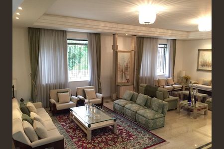 Casa à venda com 6 quartos, 1181m² em Interlagos, São Paulo