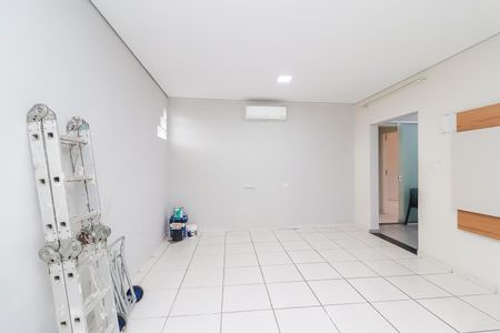 Casa para alugar com 100m², 2 quartos e sem vagaSala