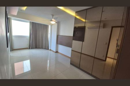Apartamento à venda com 4 quartos, 155m² em Icaraí, Niterói