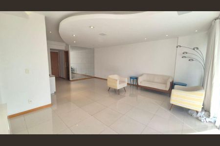 Apartamento à venda com 4 quartos, 155m² em Icaraí, Niterói