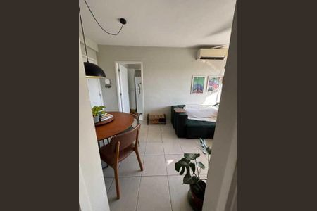 Apartamento à venda com 56m², 2 quartos e 1 vaga