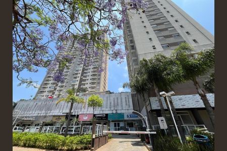 Apartamento à venda com 40m², 1 quarto e 1 vagaFoto 01