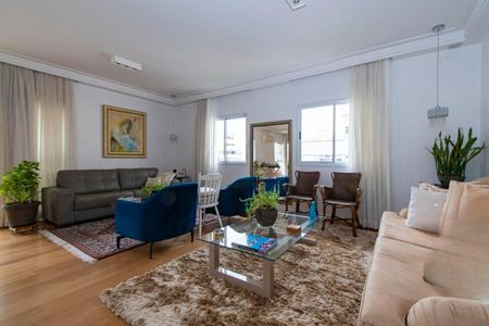 Apartamento para alugar com 3 quartos, 182m² em Santa Cecilia, São Paulo