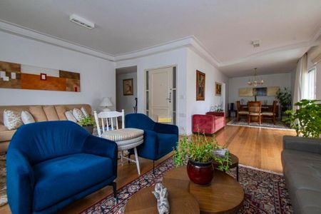 Apartamento para alugar com 3 quartos, 182m² em Santa Cecilia, São Paulo