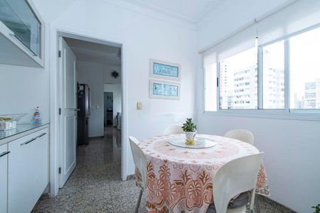 Apartamento para alugar com 3 quartos, 182m² em Santa Cecilia, São Paulo