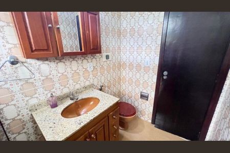 Casa à venda com 3 quartos, 120m² em Santa Rosa, Niterói