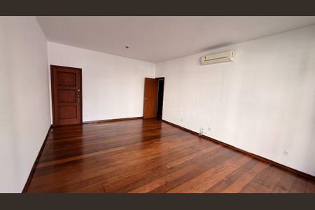Apartamento à venda com 3 quartos, 123m² em Icaraí, Niterói