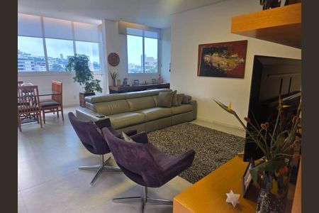 Casa à venda com 4 quartos, 355m² em Santa Lúcia, Belo Horizonte