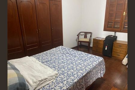 Casa à venda com 390m², 4 quartos e 4 vagasFoto 05