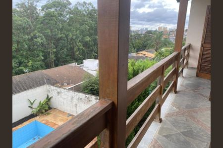 Casa à venda com 390m², 4 quartos e 4 vagasFoto 08
