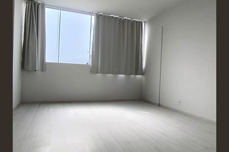 Apartamento à venda com 3 quartos, 175m² em Vila Paris, Belo Horizonte