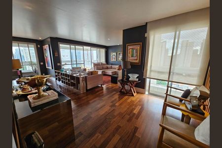 Apartamento à venda com 4 quartos, 234m² em Itaim Bibi, São Paulo