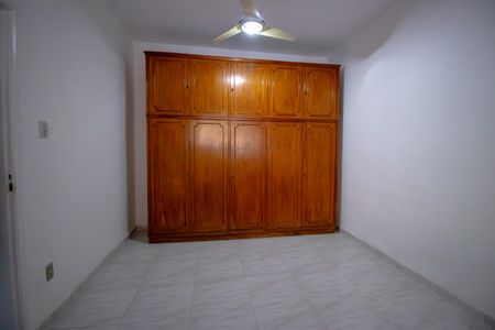 Quarto  de casa para alugar com 1 quarto, 100m² em Vista Alegre, Rio de Janeiro