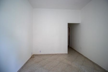 Sala de casa para alugar com 1 quarto, 100m² em Vista Alegre, Rio de Janeiro