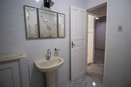 Casa para alugar com 100m², 1 quarto e sem vaga Casa para alugar com 100m², 1 quarto e sem vagaBanheiro