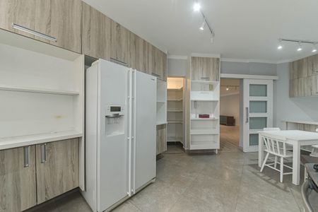 Apartamento à venda com 198m², 3 quartos e 3 vagasCozinha