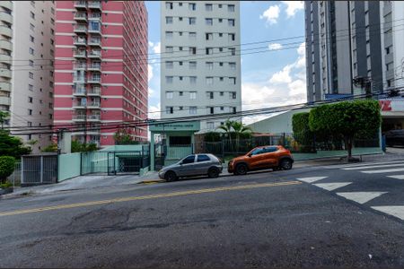 Casa à venda com 90m², 3 quartos e 1 vaga Casa à venda com 90m², 3 quartos e 1 vagaFachada