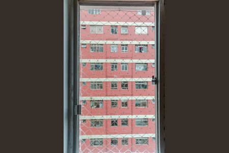 Casa à venda com 90m², 3 quartos e 1 vaga Casa à venda com 90m², 3 quartos e 1 vagaSuíte - Janela