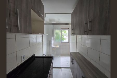 Apartamento para alugar com 45m², 2 quartos e sem vagaCozinha e Área de Serviço