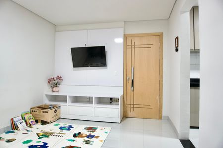 Sala de apartamento para alugar com 2 quartos, 45m² em Nossa Senhora da Aparecida, Belo Horizonte
