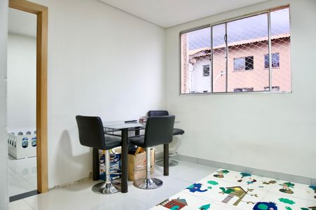 Sala de apartamento para alugar com 2 quartos, 45m² em Nossa Senhora da Aparecida, Belo Horizonte