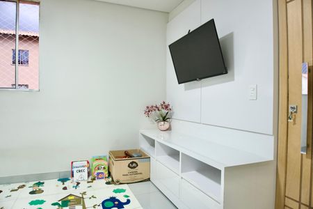 Sala de apartamento para alugar com 2 quartos, 45m² em Nossa Senhora da Aparecida, Belo Horizonte
