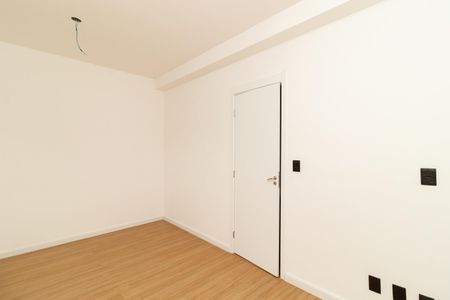 Apartamento à venda com 95m², 3 quartos e 2 vagas Apartamento à venda com 95m², 3 quartos e 2 vagasSuíte