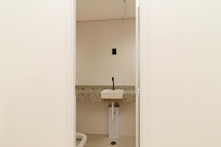 Apartamento à venda com 95m², 3 quartos e 2 vagas Apartamento à venda com 95m², 3 quartos e 2 vagasBanheiro da Suíte