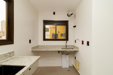 Apartamento à venda com 95m², 3 quartos e 2 vagas Apartamento à venda com 95m², 3 quartos e 2 vagasCozinha e Área de Serviço