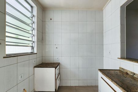 Casa à venda com 198m², 2 quartos e 1 vagaCozinha 