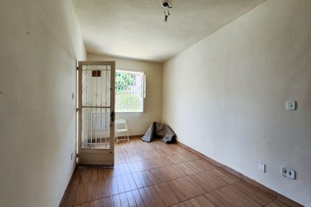 Casa à venda com 198m², 2 quartos e 1 vagaSala 