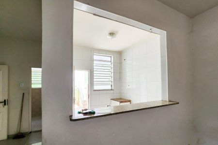 Casa à venda com 198m², 2 quartos e 1 vagaCozinha 