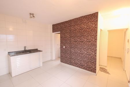 Sala/Cozinha de casa para alugar com 1 quarto, 45m² em Vila Guilherme, São Paulo