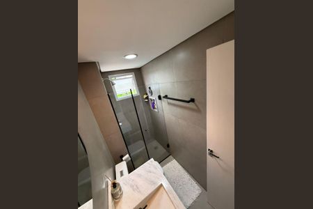 Banheiro de apartamento para alugar com 2 quartos, 59m² em Vila Natalia, São Paulo