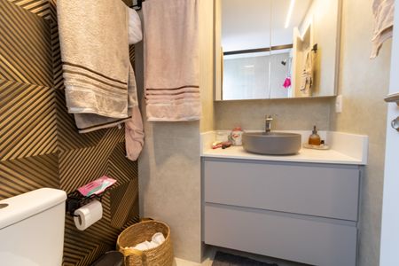 Apartamento à venda com 86m², 3 quartos e 2 vagasBanheiro da Suíte