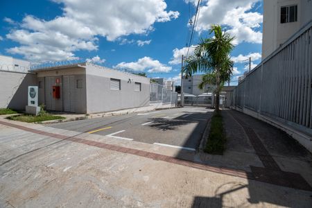 Apartamento para alugar com 45m², 2 quartos e 1 vagaFachada e portaria