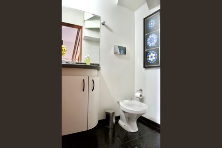 Apartamento à venda com 93m², 2 quartos e sem vaga