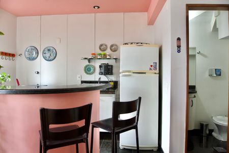 Apartamento à venda com 93m², 2 quartos e sem vaga