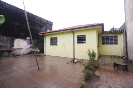 Casa para alugar com 210m², 2 quartos e 4 vagasQuintal