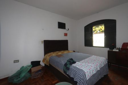Quarto 1 de casa à venda com 2 quartos, 210m² em Jardim Sapopemba, São Paulo