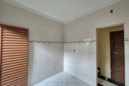Casa para alugar com 96m², 3 quartos e 1 vagaCozinha 