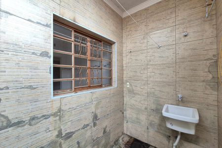 Casa para alugar com 96m², 3 quartos e 1 vagaÁrea de Serviço